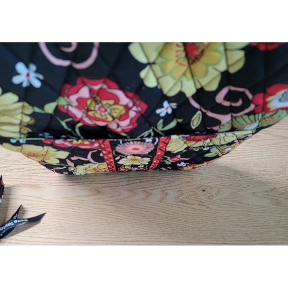 Bella Taylor Quilted Fabric Black Floral Crossbody Shoulder Bag & Wallet Set Lot - Picture 7 of 16